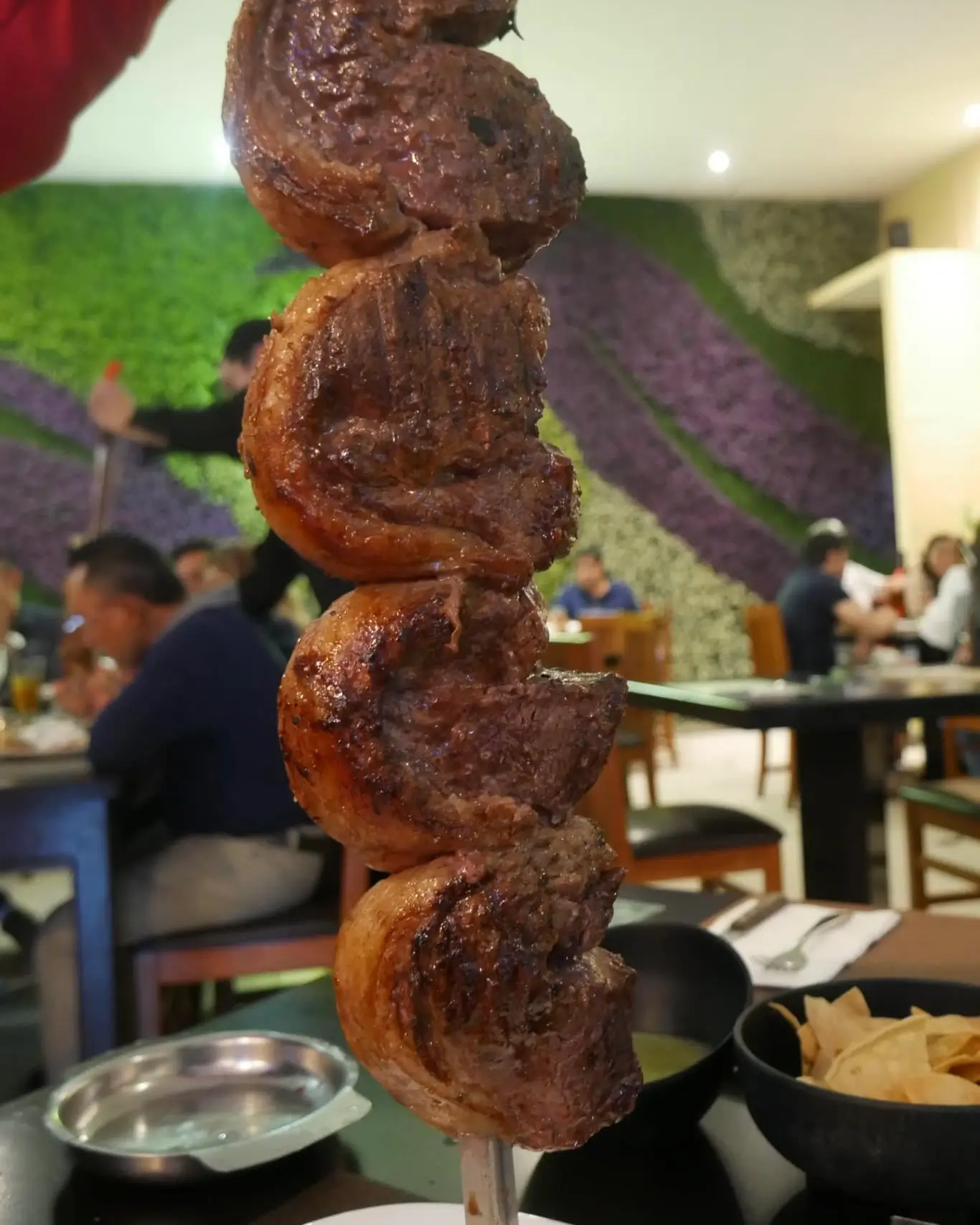 buffet de espadas brasileño en bom gosto merida