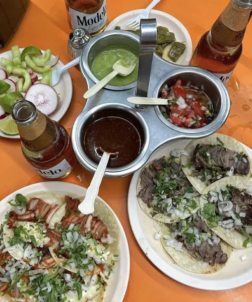 Taquería en Playa del Carmen 2024