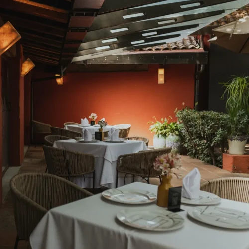 Interior del restaurante la noria en puebla