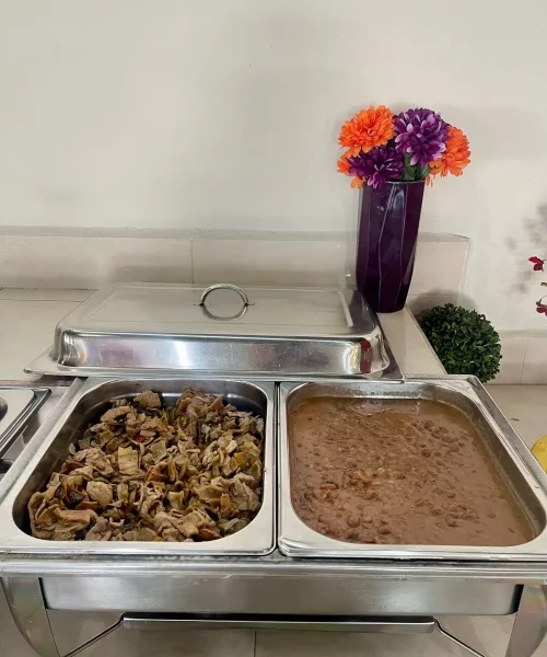 comida del restaurante royal tivs puebla
