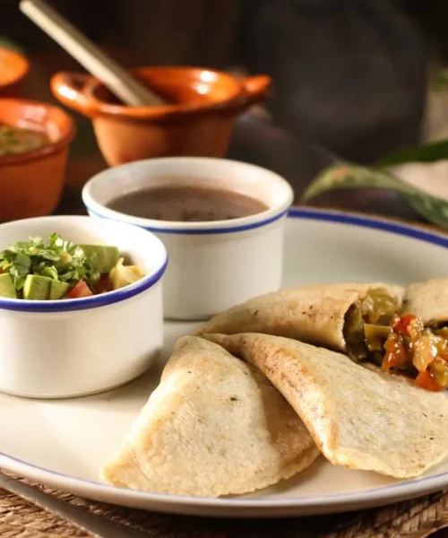 empanadas en la cueva del chango