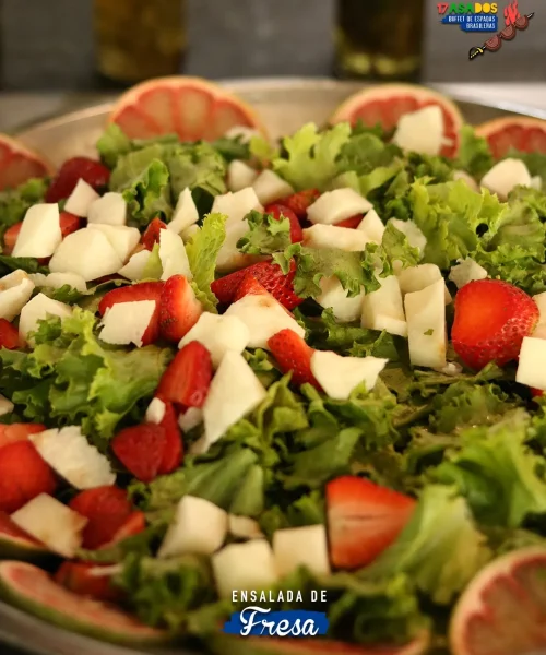 ensalada de fresa del buffet 17 asados puebla