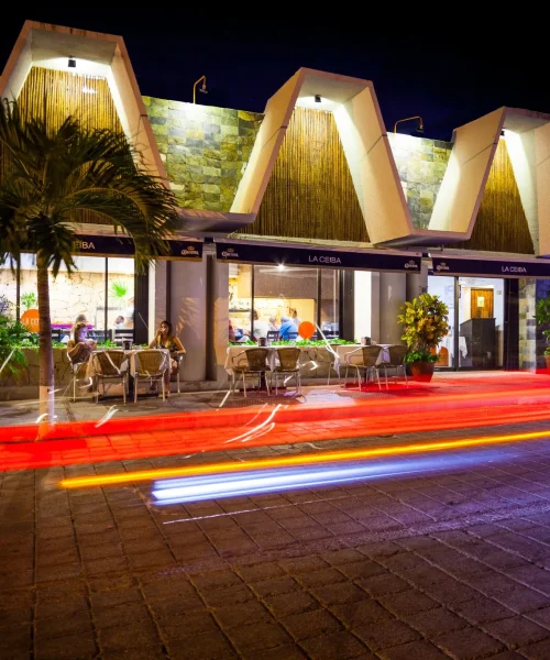 Exterior del restaurante la ceiba