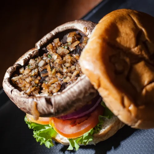 Hamburguesa con portobello iconica del menú del restaurante 3xl burger