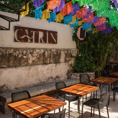 interior del restaurante catrín
