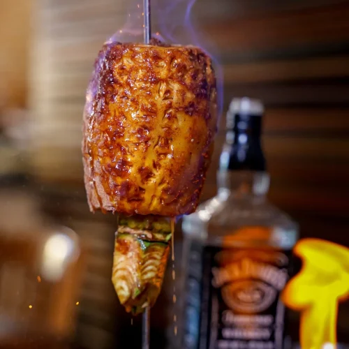 Espada con piña a la parrilla en ipanemas grill playa del carmen
