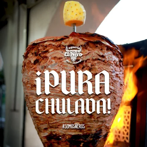 trompo de al pastor con piña